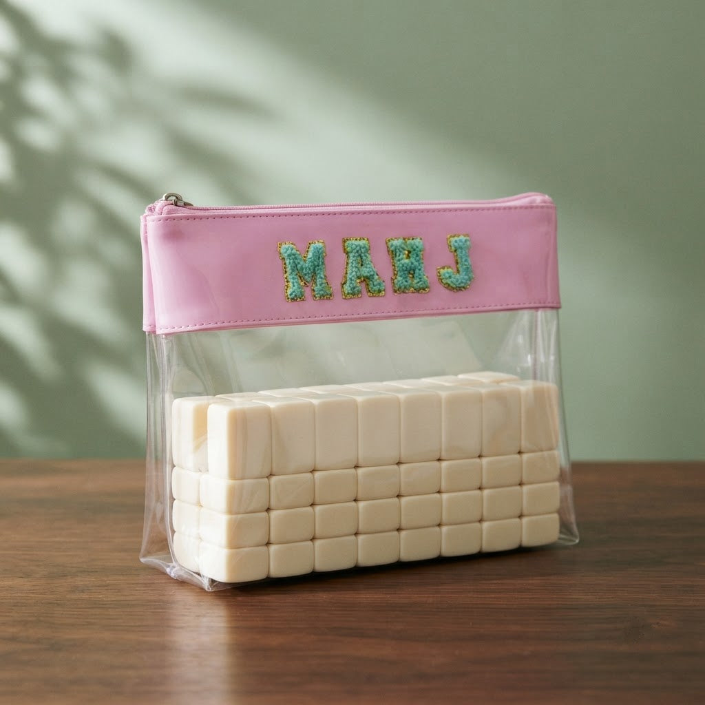 The clear tile pouch of the Mahjong Day-Bag Set
