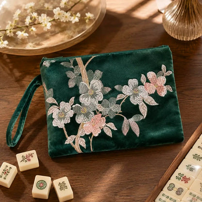 The Soft Floral Clutch That Carries Your Mahjong Day